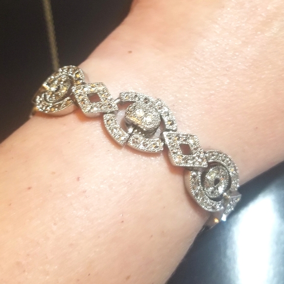 1950s Art Deco Revival Glam Rhodium plated Rhinestone Bracelet - Picture 6 of 7